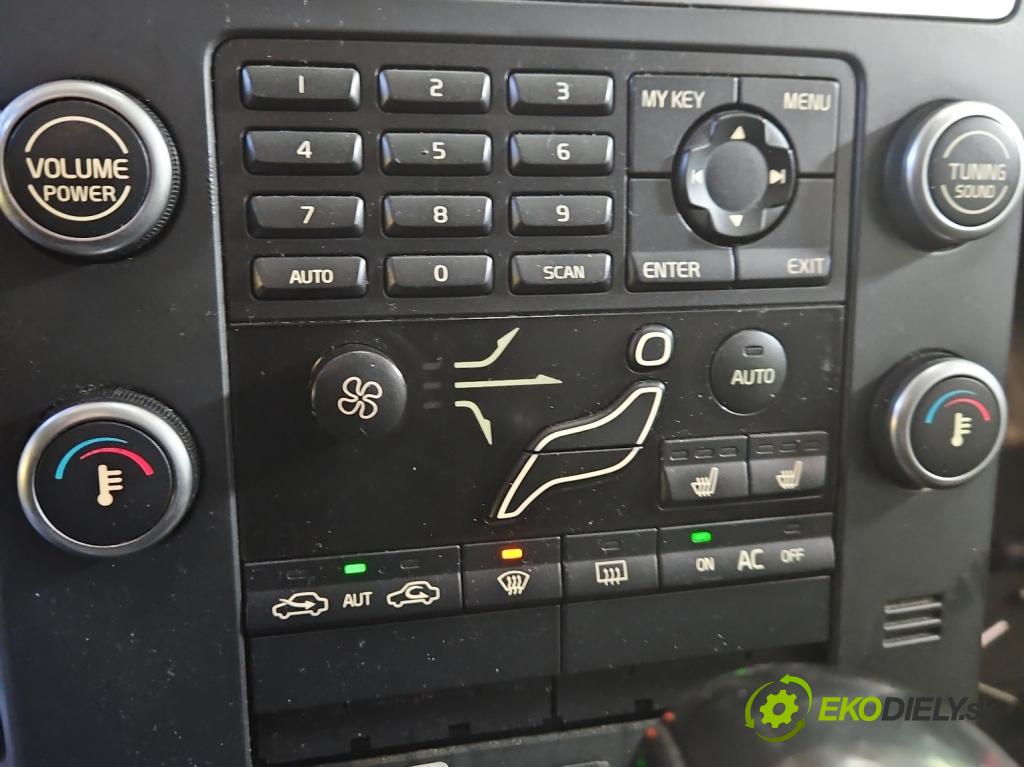 Volvo V70 III 2007-2016 2.0 16V 145 HP manual 107 kW 1999 cm3 5- panel kúrenia 30782281