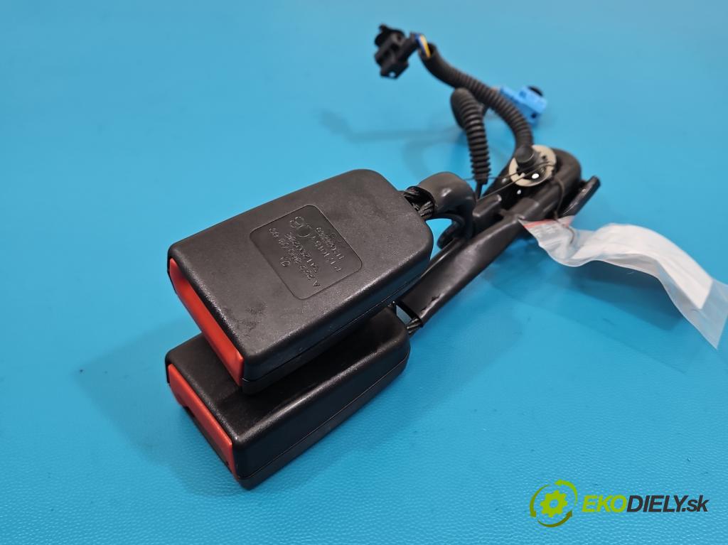 Mercedes S W222 2013-2020 3.0 cdi 656929 340KM: automatic 250 kW 2925 cm3 4- pas bezpečnosť: zadné ľavý A2228600869