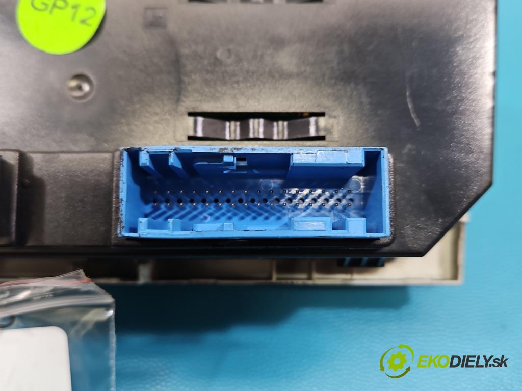 Opel Astra III 2004-2014 1.7 cdti 80 HP manual 59 kW 1686 cm3 5- panel kúrenia 13122963