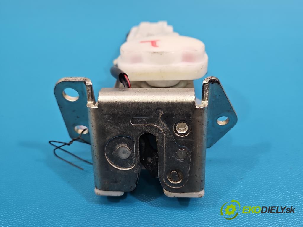 Suzuki Swift Mk7 2010-2017 1.2 16V 94 HP manual 69 kW 1242 cm3 5- zámok kufrové dvere zadné