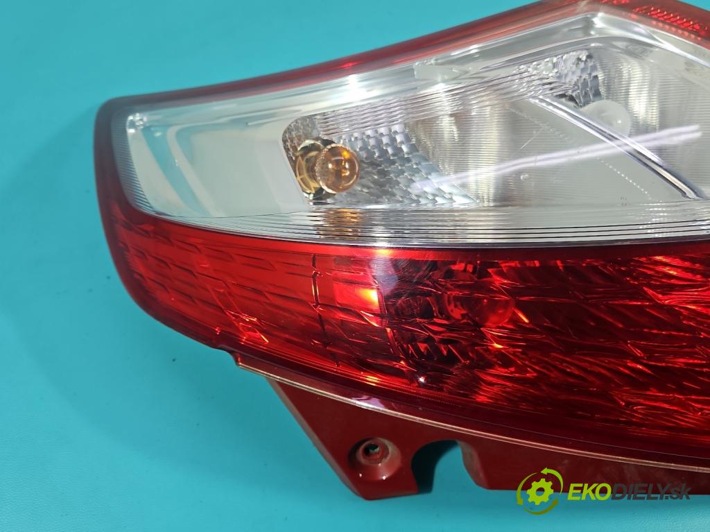 Suzuki Swift Mk7 2010-2017 1.2 16V 94 hp manual 69 kW 1242 cm3 5- světlo zadní pravé  (Klika dveří ostatní)