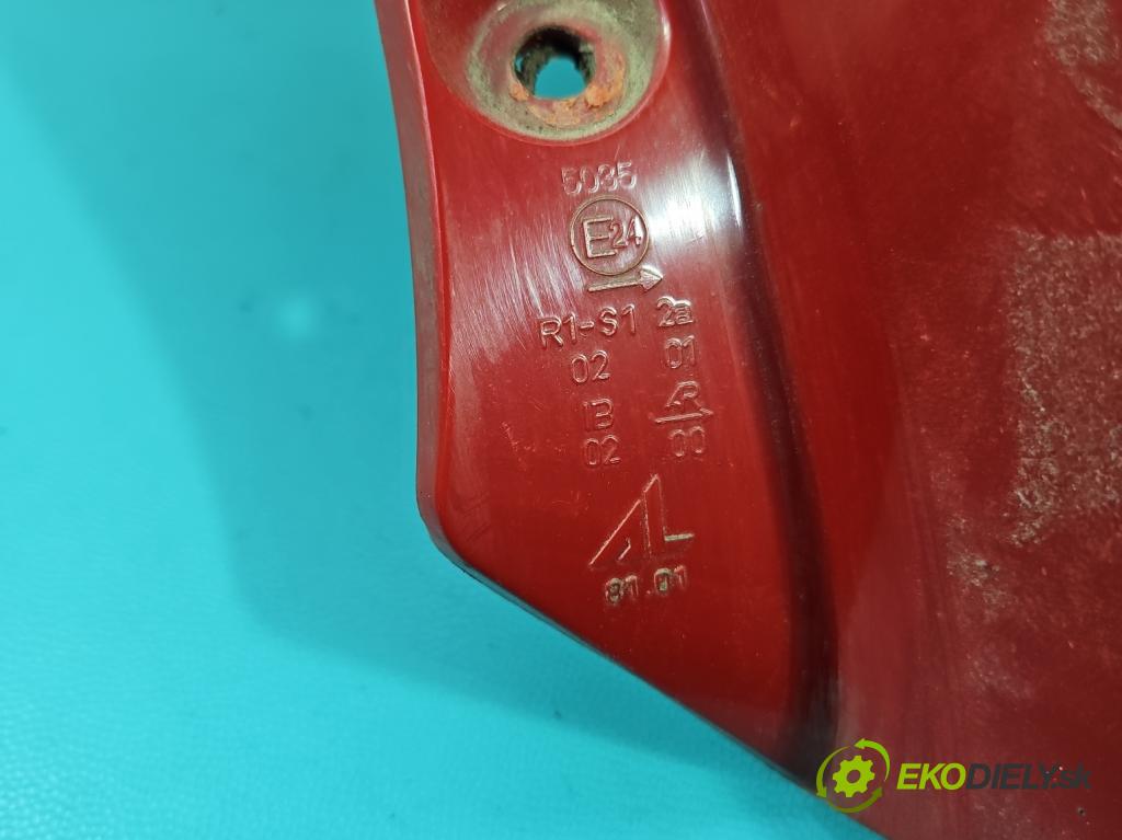 Suzuki Swift Mk7 2010-2017 1.2 16V 94 hp manual 69 kW 1242 cm3 5- světlo zadní pravé  (Klika dveří ostatní)