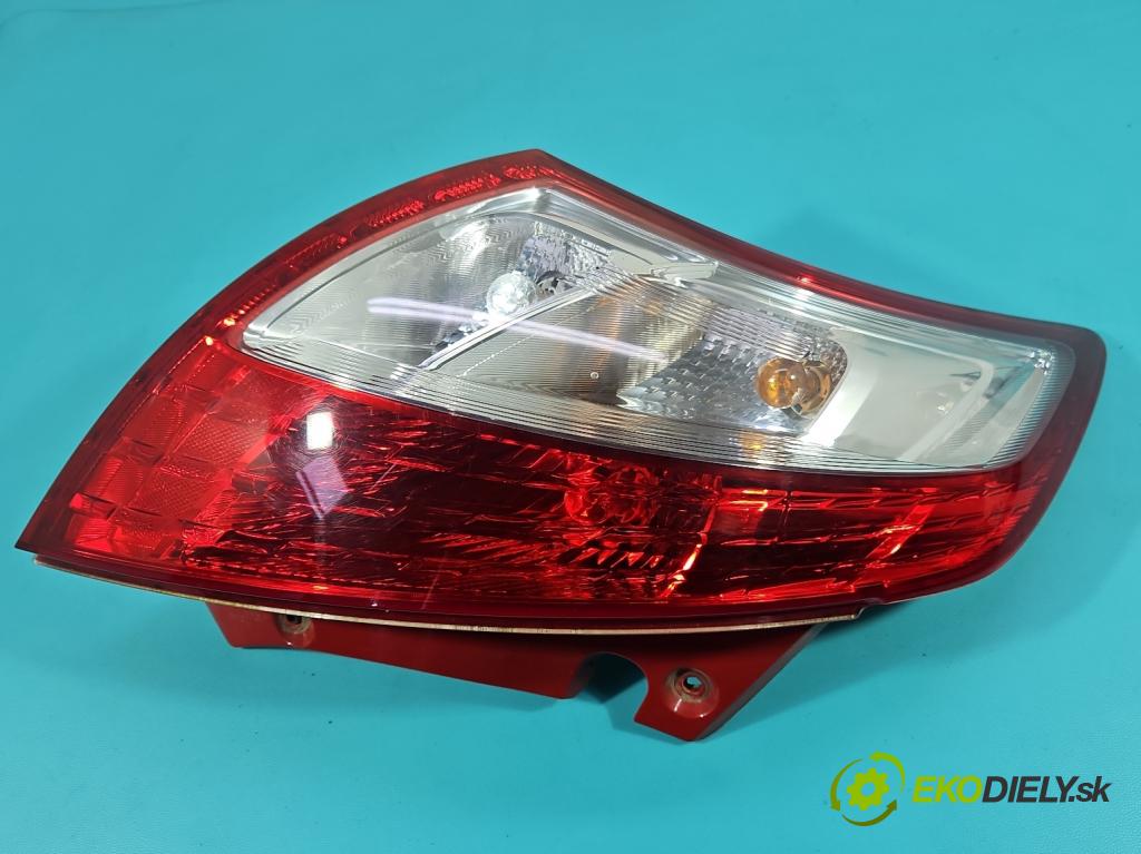 Suzuki Swift Mk7 2010-2017 1.2 16V 94 HP manual 69 kW 1242 cm3 5- svetlo / reflektor zadné ľavé  (Kľučka dverí ostatné)