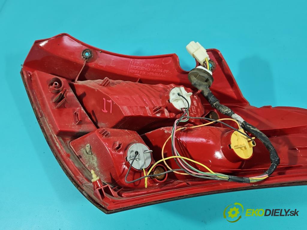 Suzuki Swift Mk7 2010-2017 1.2 16V 94 HP manual 69 kW 1242 cm3 5- svetlo / reflektor zadné ľavé  (Kľučka dverí ostatné)