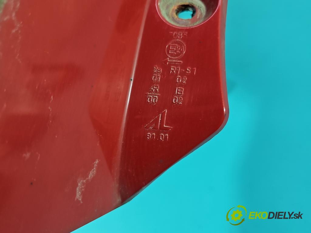 Suzuki Swift Mk7 2010-2017 1.2 16V 94 HP manual 69 kW 1242 cm3 5- svetlo / reflektor zadné ľavé  (Kľučka dverí ostatné)