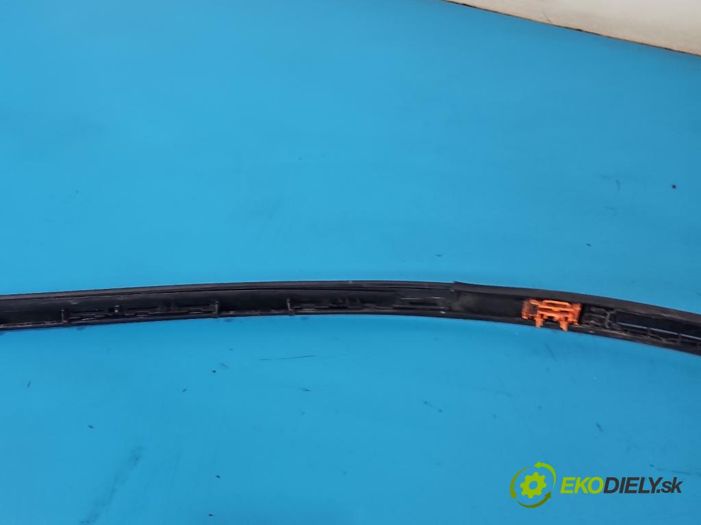 Mercedes S W222 2013-2020 3.0 cdi (656929) 340KM: automatic 250 kW 2925 cm3 4- lišta střecha: pravé A2226906801