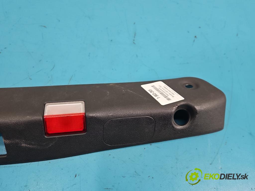 Mercedes E W213 2016-2023 2.0 CDI 194KM automatic 143 kW 1950 cm3 4- kryt plastová A2137503900