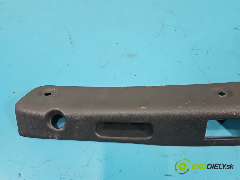 Mercedes E W213 2016-2023 2.0 CDI 194KM automatic 143 kW 1950 cm3 4- kryt plastová A2137503900