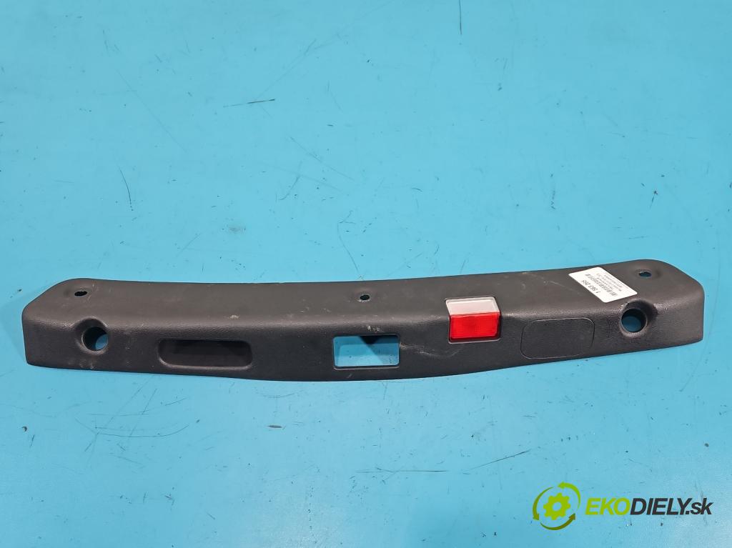 Mercedes E W213 2016-2023 2.0 CDI 194KM automatic 143 kW 1950 cm3 4- kryt plastová A2137503900