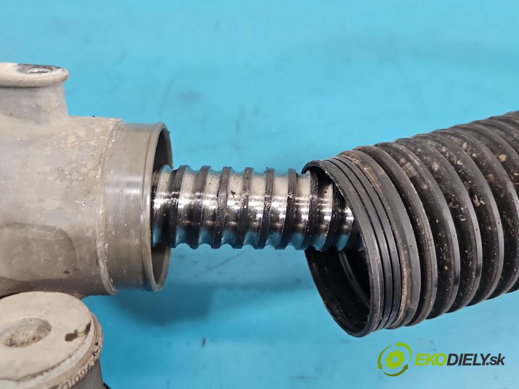 Skoda Superb IV 2023- 2.0 TDI 150 HP automatic 110 kW 1968 cm3 5- Ozubené kolo: volant 3WA423050L