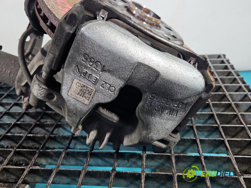 Skoda Superb IV 2023- 2.0 TDI 150 HP automatic 110 kW 1968 cm3 5- brzdič predné ľavý  (Kľučka dverí ostatné)