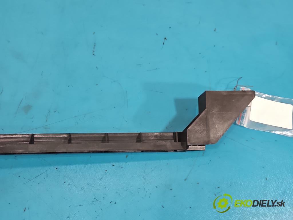 Skoda Superb IV 2023- 2.0 TDI 150 HP automatic 110 kW 1968 cm3 5- Upevnenie: 3J0867896