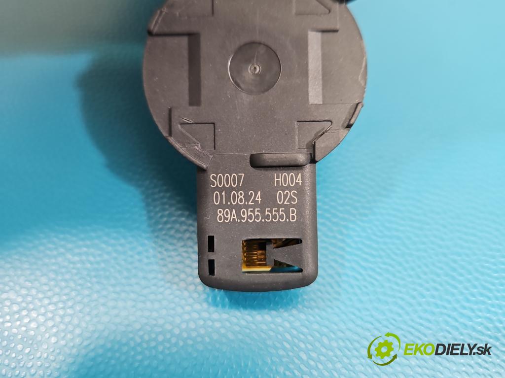Skoda Superb IV 2023- 2.0 TDI 150 HP automatic 110 kW 1968 cm3 5- snímač déšť: 89A955555B (Snímač dažďa)