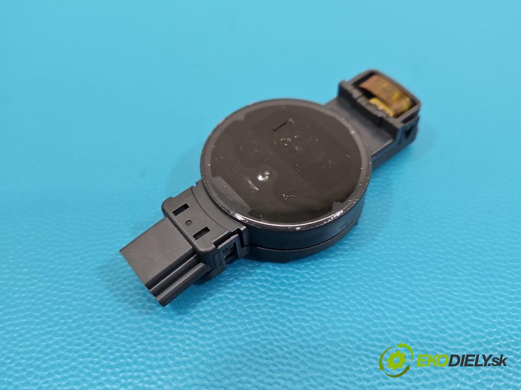 Skoda Superb IV 2023- 2.0 TDI 150 HP automatic 110 kW 1968 cm3 5- snímač déšť: 89A955555B (Snímač dažďa)