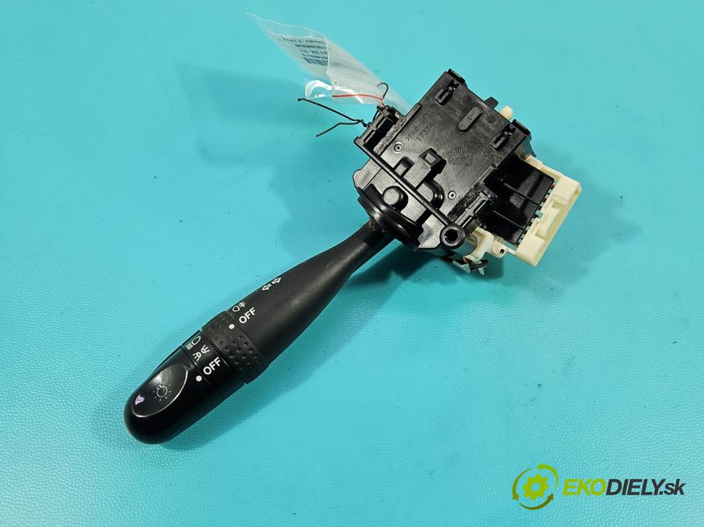 Opel Agila B 2008-2014 1.0 12V 65 hp manual 48 kW 996 cm3 5- Přepínač blinkry: 173744 (Páčky pod volantem)