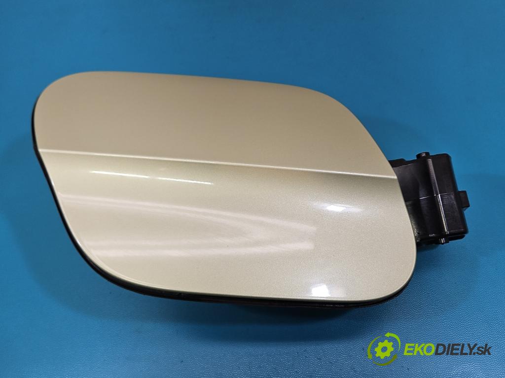 Skoda Superb IV 2023- 2.0 TDI 150 HP automatic 110 kW 1968 cm3 5- Klapka nádrže palivo 3P0809702A (Kľučka dverí ostatné)