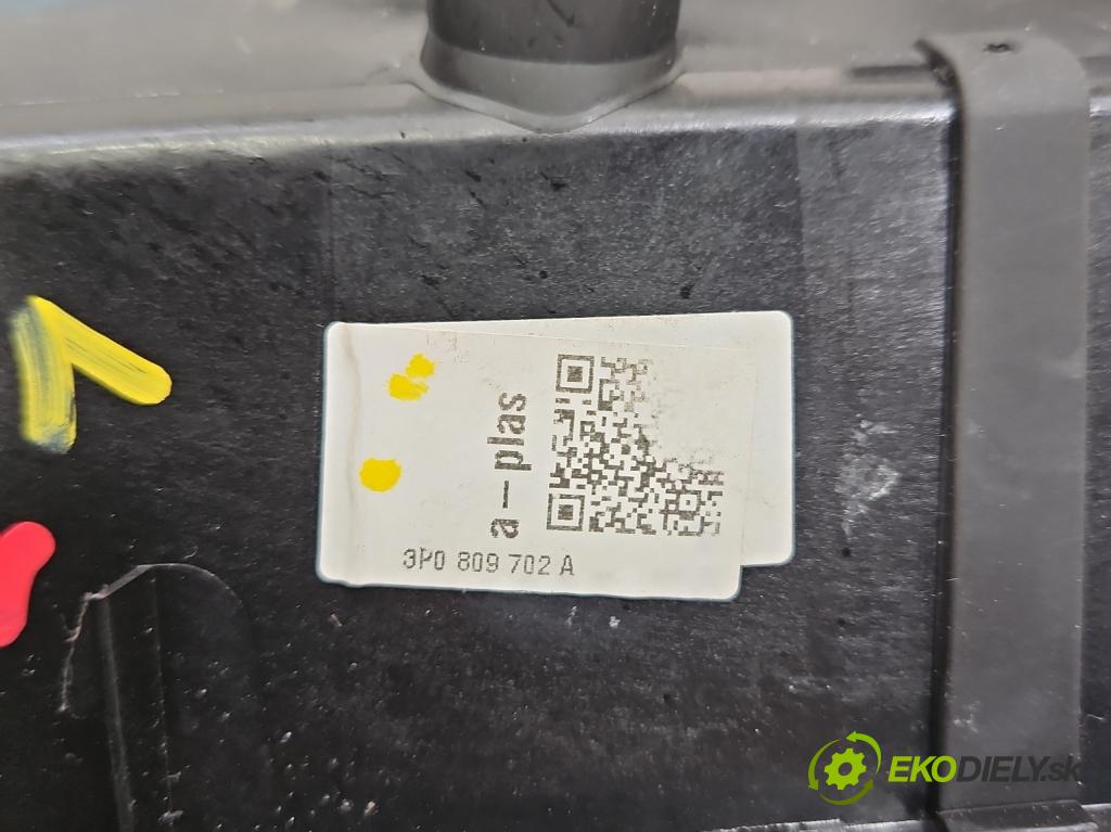 Skoda Superb IV 2023- 2.0 TDI 150 HP automatic 110 kW 1968 cm3 5- Klapka nádrže palivo 3P0809702A (Kľučka dverí ostatné)