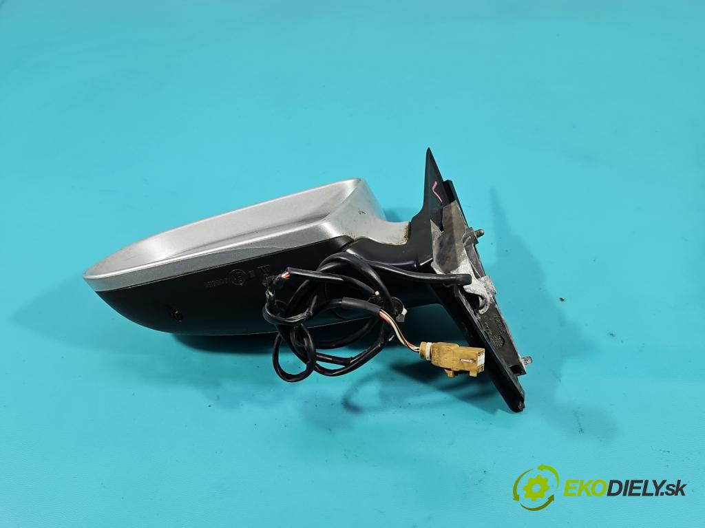 Audi A4 B6 2000-2004 1.9 tdi 131 HP manual 96 kW 1896 cm3 5- zrkadlo ľavé  (Kľučka dverí ostatné)