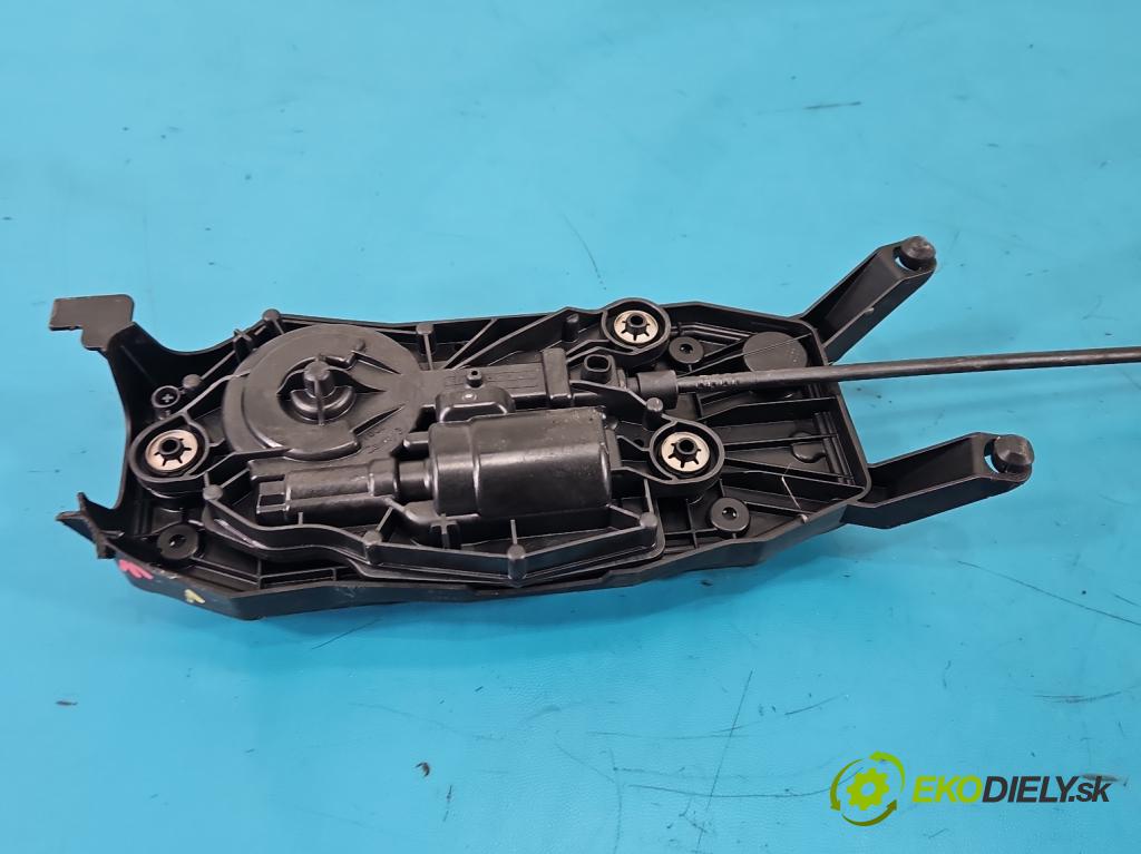 Skoda Superb IV 2023- 2.0 TDI 150 HP automatic 110 kW 1968 cm3 5- Páka: Změny: stupeň,rýchlosť 5QS713033Q (Rýchlostná páka (kulisa))