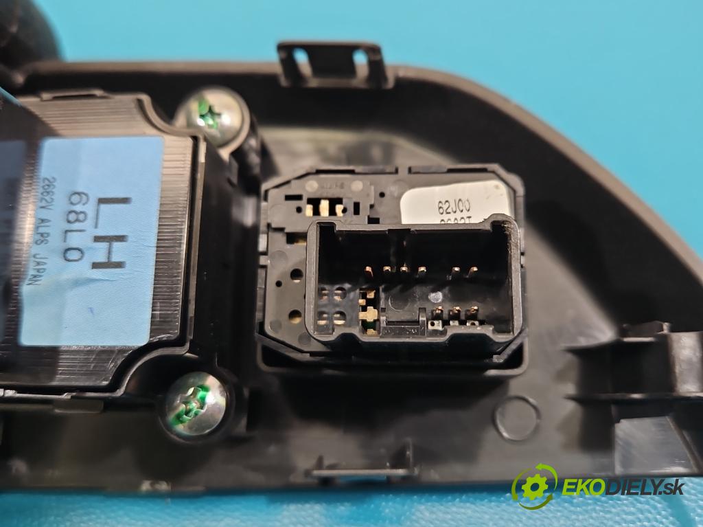 Suzuki Swift Mk7 2010-2017 1.2 16V 94 HP manual 69 kW 1242 cm3 5- prepínač okien spätných zrkadiel