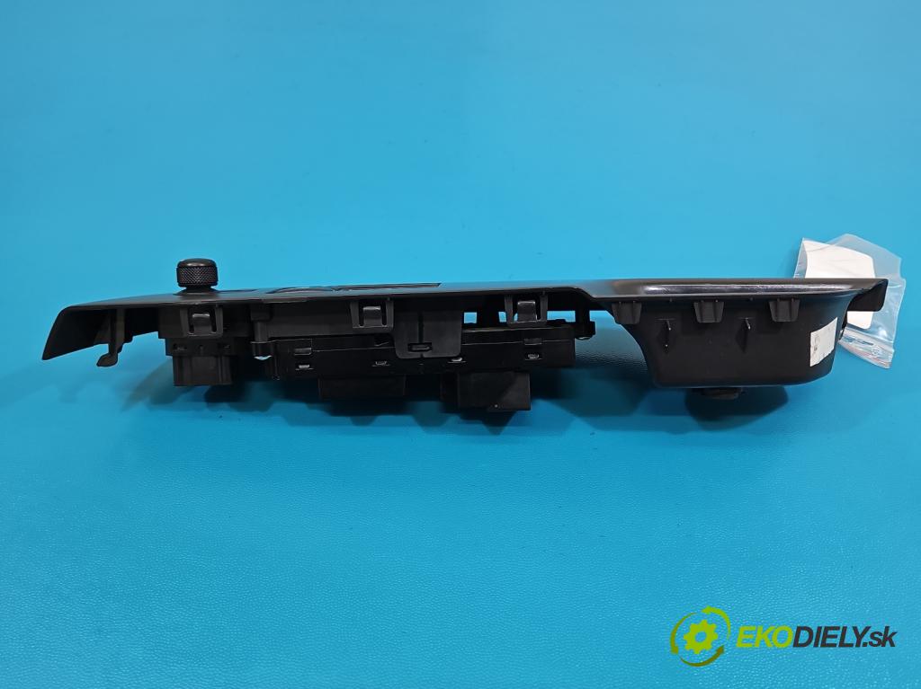 Suzuki Swift Mk7 2010-2017 1.2 16V 94 HP manual 69 kW 1242 cm3 5- prepínač okien spätných zrkadiel