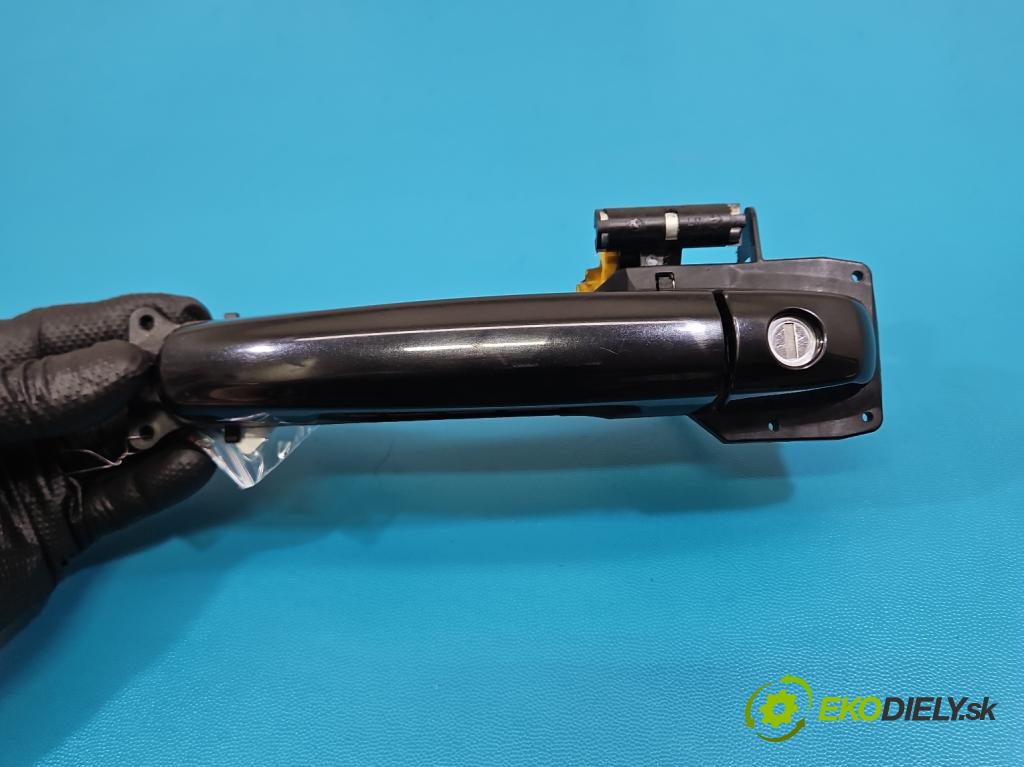 Suzuki Swift Mk7 2010-2017 1.2 16V 94 hp manual 69 kW 1242 cm3 5- klika přední levé  (Vnější přední levá klika dveří)