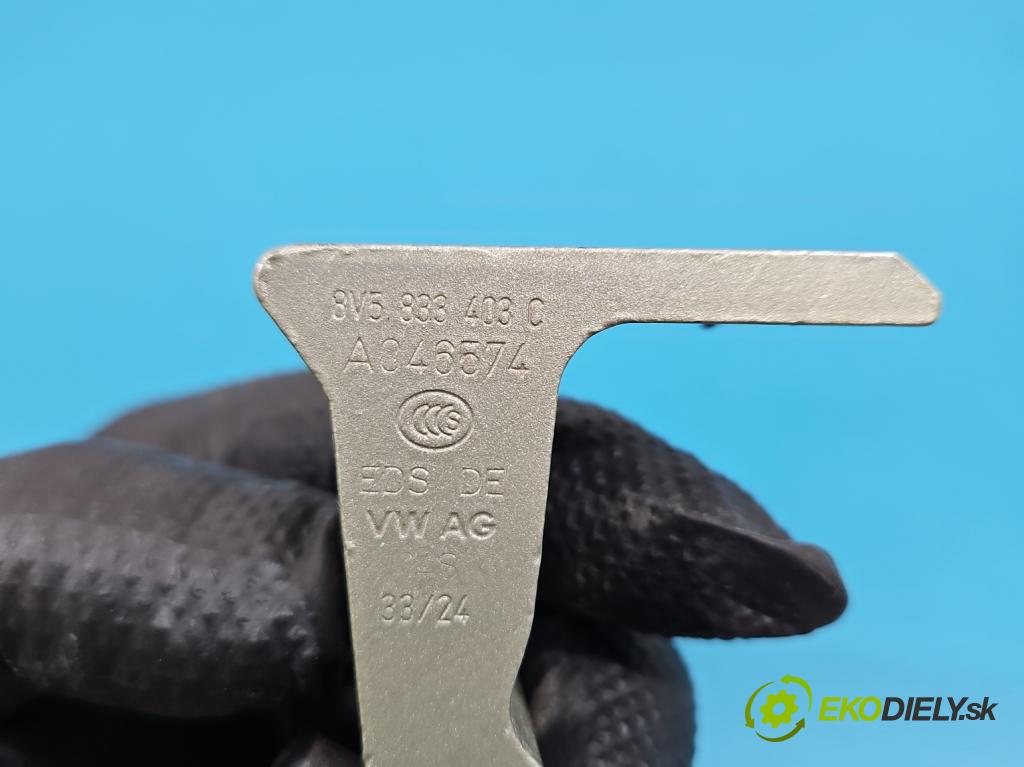 Skoda Superb IV 2023- 2.0 TDI 150 hp automatic 110 kW 1968 cm3 5- Závěs: dveře zadní levý 8V5833403C