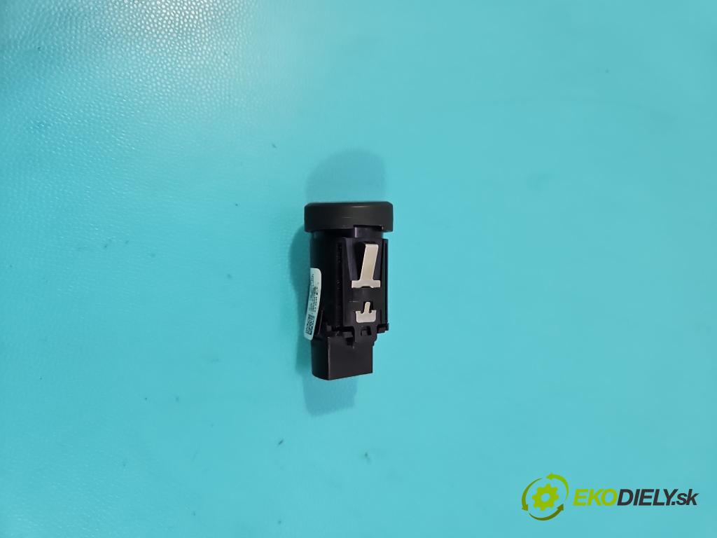 Skoda Superb IV 2023- 2.0 TDI 150 HP automatic 110 kW 1968 cm3 5- prepínač ostatné 57H959839