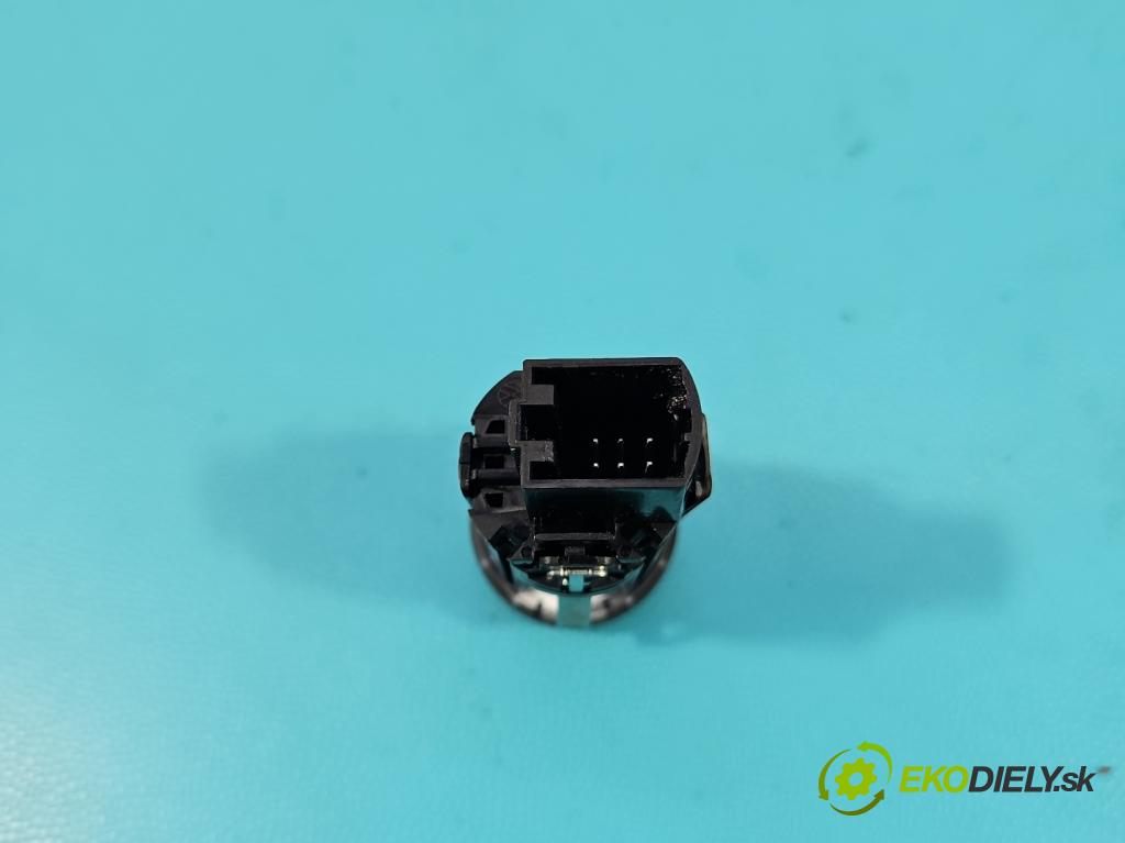 Skoda Superb IV 2023- 2.0 TDI 150 HP automatic 110 kW 1968 cm3 5- prepínač ostatné 57H959839