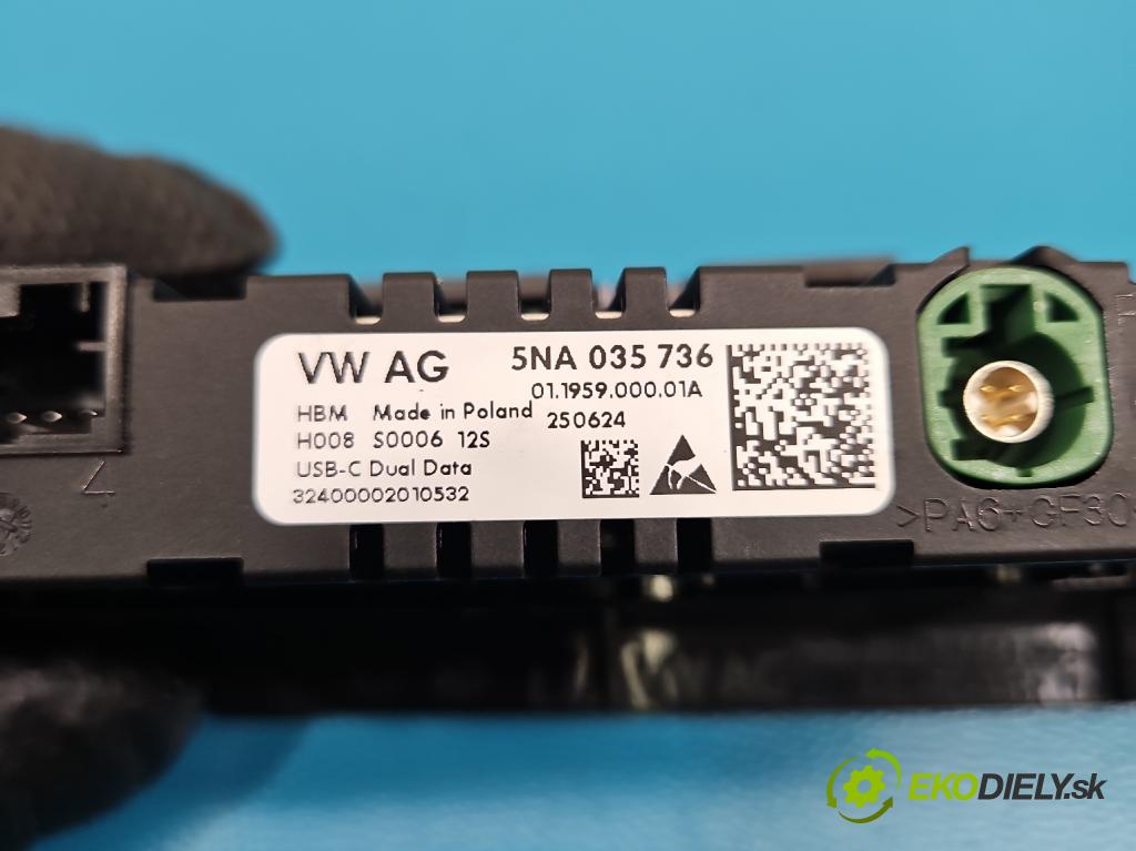 Skoda Superb IV 2023- 2.0 TDI 150 HP automatic 110 kW 1968 cm3 5- zásuvka USB 5NA035736