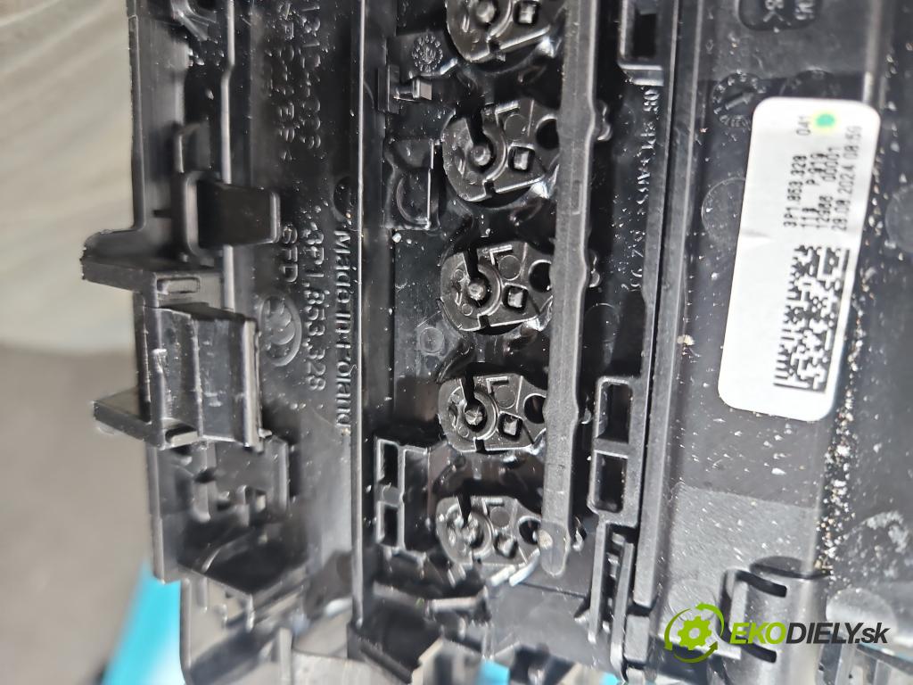 Skoda Superb IV 2023- 2.0 TDI 150 hp automatic 110 kW 1968 cm3 5- Mřížka: topení medián: 3P1853328 (Mřížka topení)