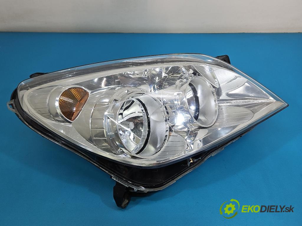Opel Astra III 2004-2014 1.7 cdti 80 hp manual 59 kW 1686 cm3 5- světlo pravý 1LG270370-54 (Pravé přední světlo)