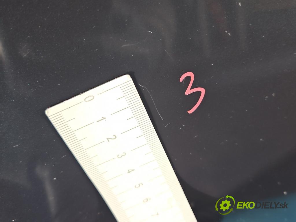 Kia Ceed I 2006-2012 2.0 crdi 140 hp manual 103 kW 1991 cm3 5- dveře zadní pravé  (Klika dveří ostatní)