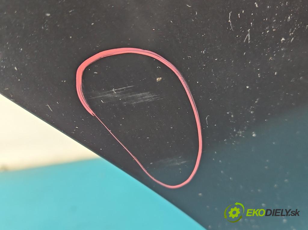 Kia Ceed I 2006-2012 2.0 crdi 140 hp manual 103 kW 1991 cm3 5- dveře zadní pravé  (Klika dveří ostatní)