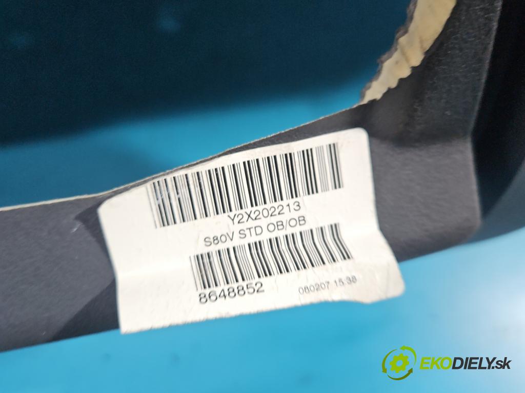 Volvo V70 III 2007-2016 2.0 16V 145 HP manual 107 kW 1999 cm3 5- kokpit,pristrojová doska rozdeľovacia