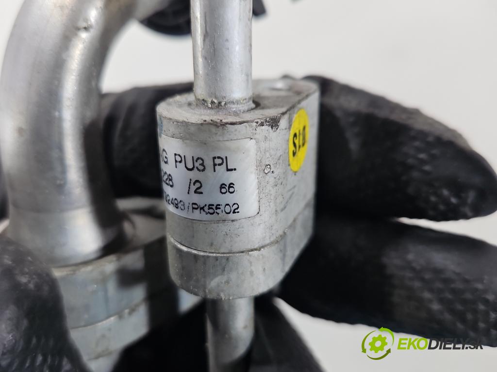 Vw Golf VII 2012-2020 1.2 TSI 86 hp manual 63 kW 1197 cm3 5- trubka klíma 5Q0816743C