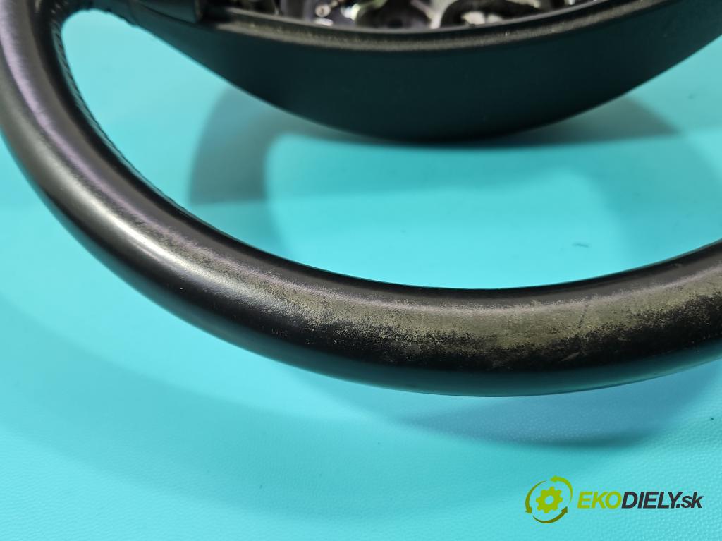 Volvo V70 III 2007-2016 2.0 16V 145 HP manual 107 kW 1999 cm3 5- volant  (Volant)