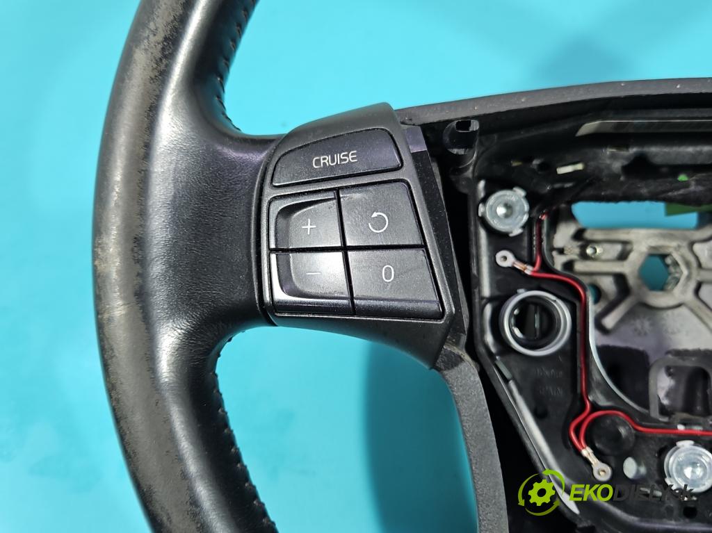 Volvo V70 III 2007-2016 2.0 16V 145 HP manual 107 kW 1999 cm3 5- volant  (Volant)