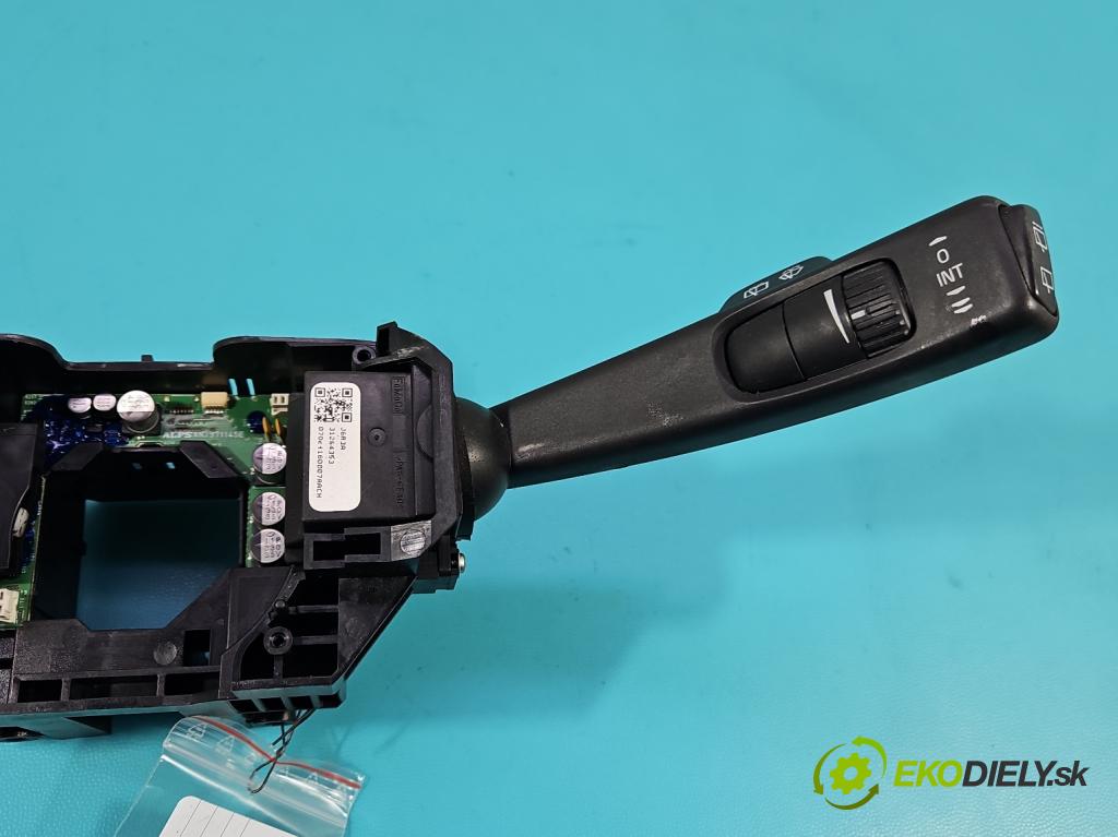 Volvo V70 III 2007-2016 2.0 16V 145 HP manual 107 kW 1999 cm3 5- prepínač komplex: 31264343 (Prepínacie páčky pod volantom)