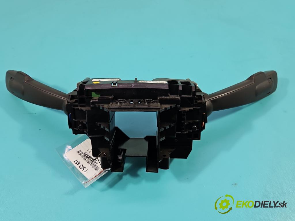 Volvo V70 III 2007-2016 2.0 16V 145 HP manual 107 kW 1999 cm3 5- prepínač komplex: 31264343 (Prepínacie páčky pod volantom)