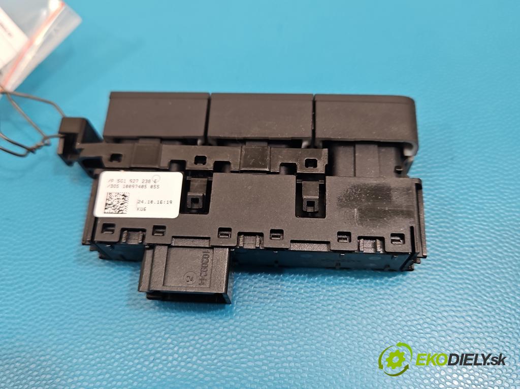 Vw Golf VII 2012-2020 1.2 TSI 86 HP manual 63 kW 1197 cm3 5- prepínač ostatné 5G1927238E