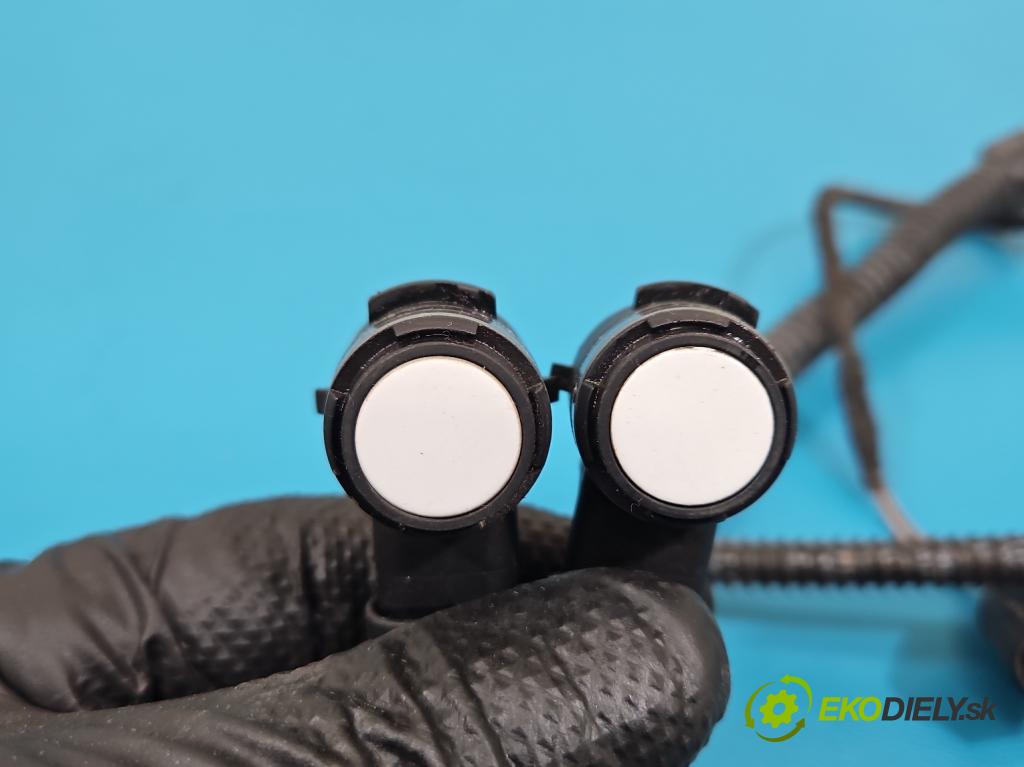 Vw Golf VII 2012-2020 1.2 TSI 86 HP manual 63 kW 1197 cm3 5- snímač parkovaní: 5G0971104L