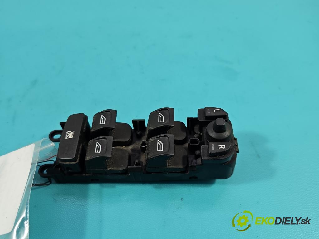 Volvo V70 III 2007-2016 2.0 16V 145 HP manual 107 kW 1999 cm3 5- prepínač okien spätných zrkadiel 30773269