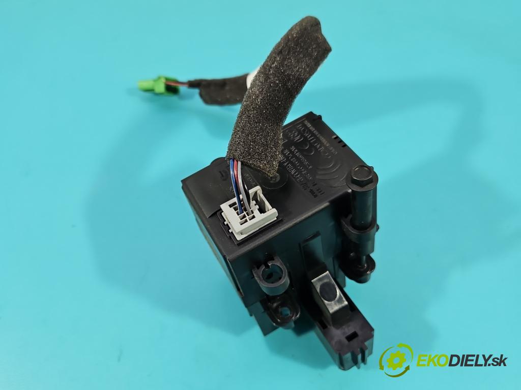 Volvo V70 III 2007-2016 2.0 16V 145 HP manual 107 kW 1999 cm3 5- Spínačka 6G9N-11572-BK (Spínacia skrinka)