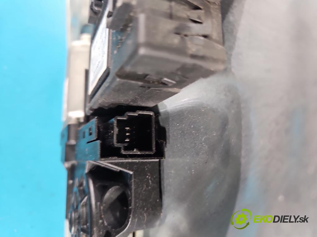 Volvo V70 III 2007-2016 2.0 16V 145 hp manual 107 kW 1999 cm3 5- mechanismus stahování přední levý 7G9T14B533BD