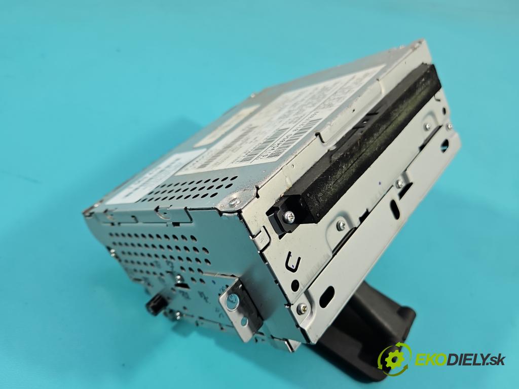 Volvo V70 III 2007-2016 2.0 16V 145 HP manual 107 kW 1999 cm3 5- Radio originál 31260540AA