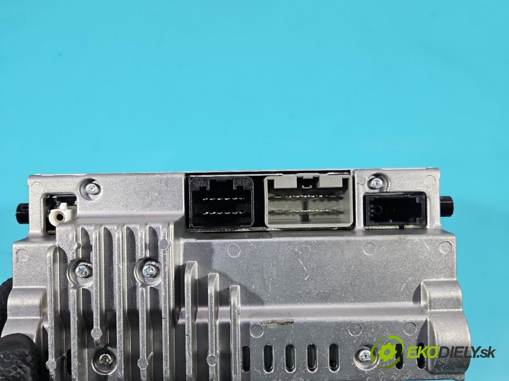 Volvo V70 III 2007-2016 2.0 16V 145 HP manual 107 kW 1999 cm3 5- Radio originál 31260540AA