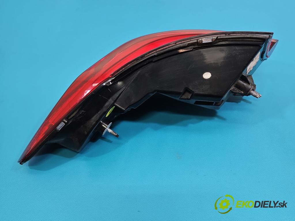 Bmw 3 G20 2018- 2.0 T 156 HP automatic 115 kW 1998 cm3 4- svetlo / reflektor zadné pravé  (Kľučka dverí ostatné)