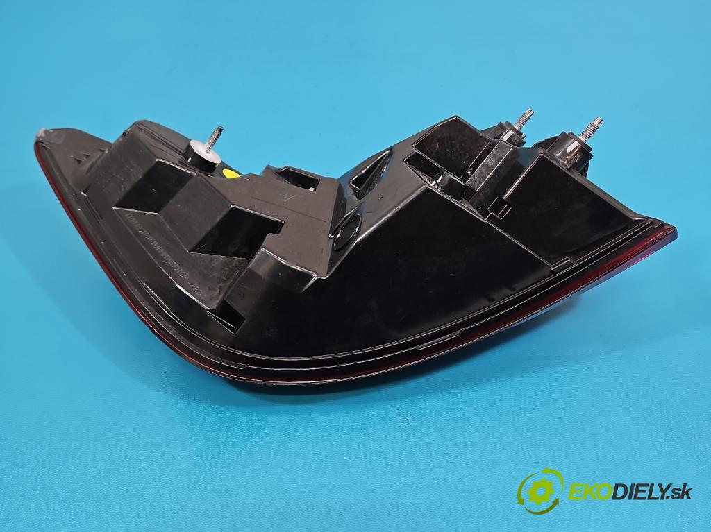 Bmw 3 G20 2018- 2.0 T 156 HP automatic 115 kW 1998 cm3 4- svetlo / reflektor zadné pravé  (Kľučka dverí ostatné)