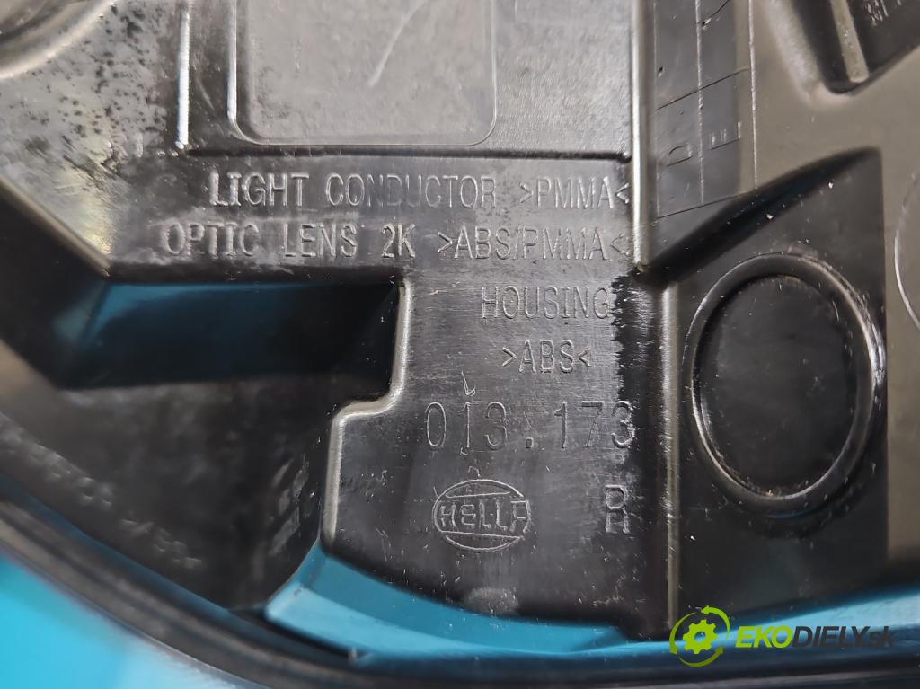 Bmw 3 G20 2018- 2.0 T 156 HP automatic 115 kW 1998 cm3 4- svetlo / reflektor zadné pravé  (Kľučka dverí ostatné)